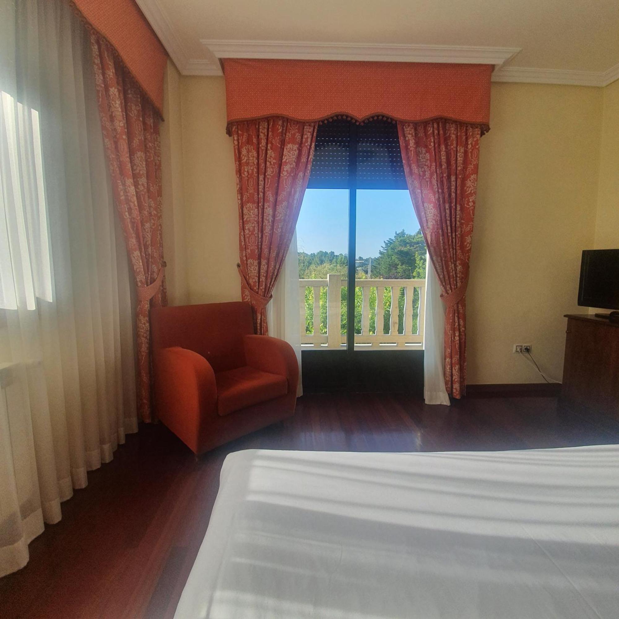Pazo De Monterrei Hotell Ourense Rum bild